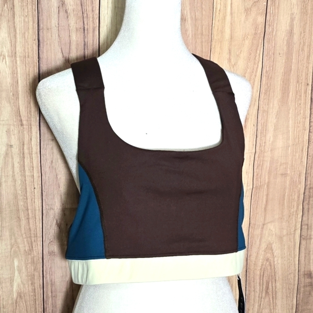 Interval Criss Cross Brown  Cream Sports Bra Size 1X NWT